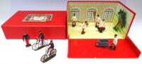 CBG Mignot set 562 La Corvee de cassernement with twelve Cyclists and Officer, and six Moroccans, in original boxes (Condition Excellent, boxes Excellent) 1999 (26)