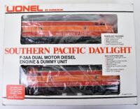 Boxed 0 gauge 3-rail Lionel Southern Pacific Daylight Diesel Engine and Dummy unit