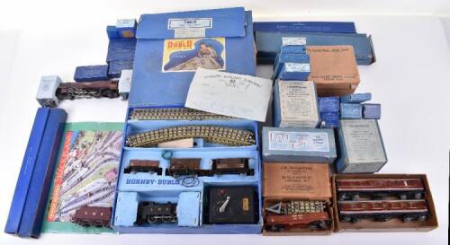 Hornby Dublo 3-rail Tank Goods set, locomotive and rolling stock