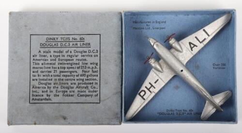Dinky Toys 60t “Douglas D.C.3” Air Liner