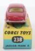 Corgi Toys 238 Jaguar Mark X - 4