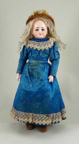 A scarce Simon & Halbig DEP 719 bisque shoulder head doll with swivel neck, German 1890s,