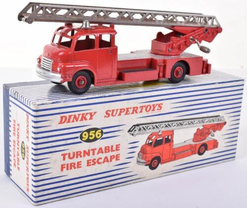 Dinky Toys 956 Bedford Turntable Fire Escape