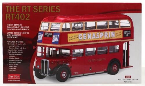Sunstar 2923 1/24 scale “the RT series” 1947 RT402 diecast boxed Bus mode