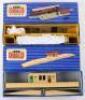 Hornby Dublo boxed track side buildings and accessories - 4