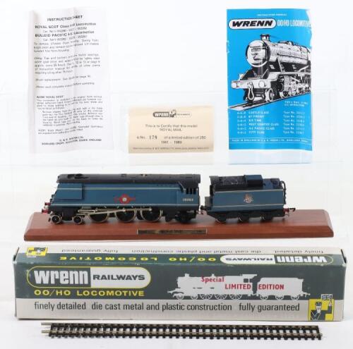 Wrenn H0/00 W.2411 Limited Edition S/L Royal Mail Locomotive and Tender