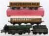 Hornby Series 0 gauge E320 Caerphilly Castle locomotive and tender and passenger coaches - 3