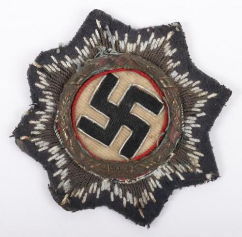 Luftwaffe Issue Deutsche Kreuz (German Cross) in Gold