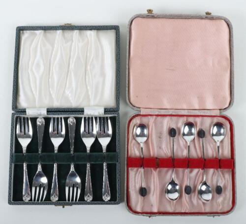 A cased set of six cake forks, Sheffield 1909