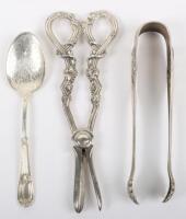 A pair of Thomas Bradbury & Son silver grape scissors