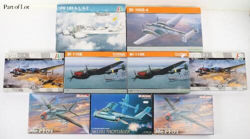 Collection of thirty-five various 1:72 scale model Aircraft kits