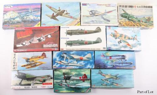 Twenty-nine 1:72 scale Japanese and W.W.II P.40 fighter model kits