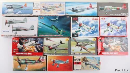 Thirty-two 1:72 scale WW2 Russian and Japanese fighter model kits