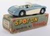 Tri-ang Spot On Model 105 Austin Healey “100-SIX” two tone cream/metallic blue body - 2