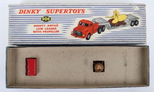 Dinky Supertoys 986 Mighty Antar Low Loader with Propeller